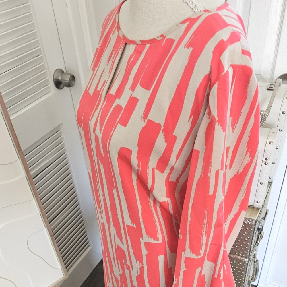 VIBRANT PENCIL DRESS🩷 - Picture 7 of 13